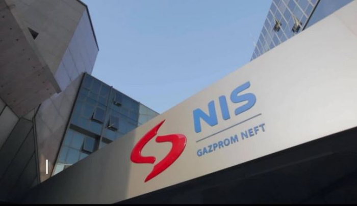 НИС соопшти дека останале без нафта; НБС – Прекинуваме платен промет со НИС ако не добие лиценца