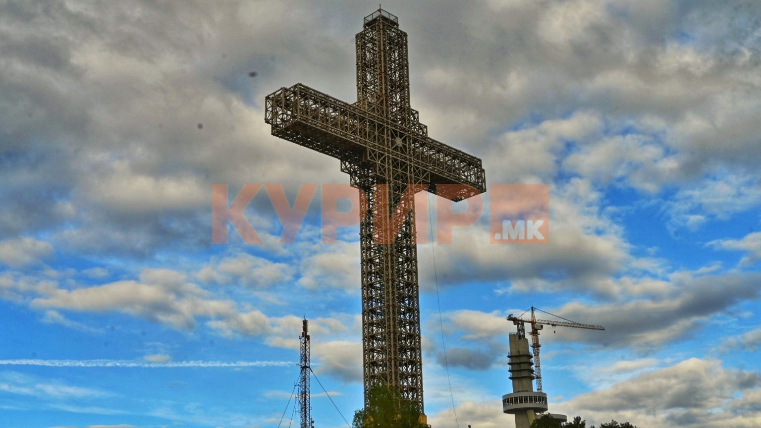 Денес празнуваме Сретение Господово